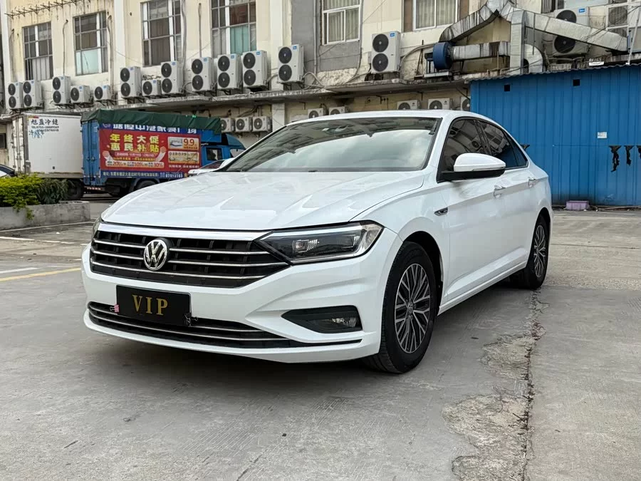 Volkswagen Sagitar
