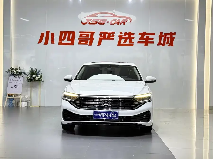Volkswagen Sagitar