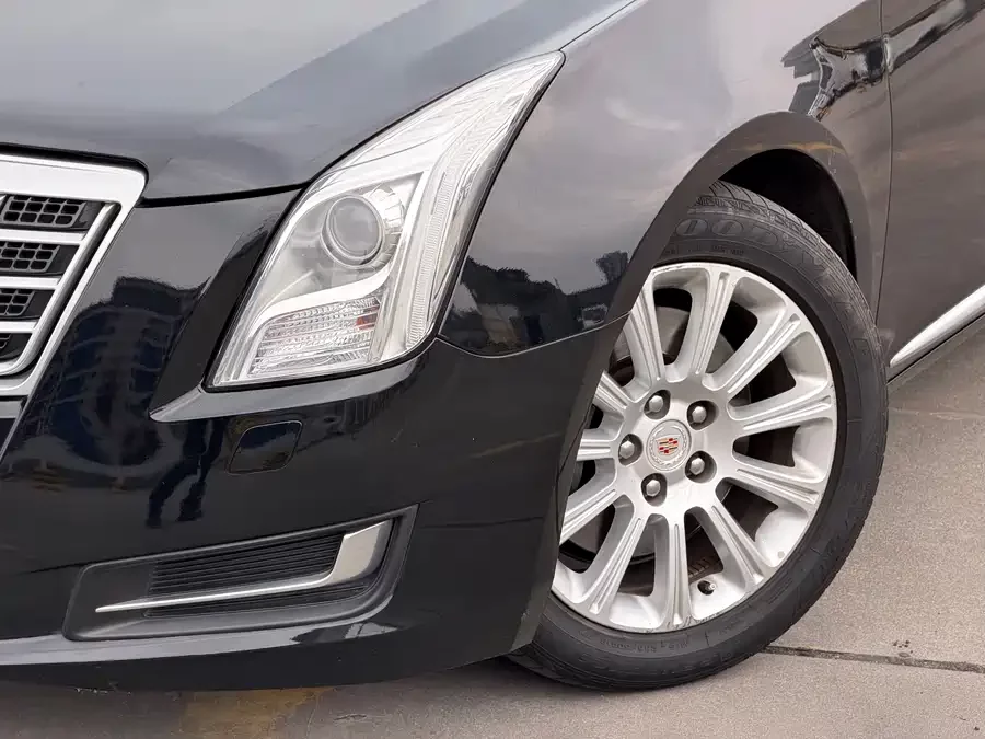 Cadillac XTS