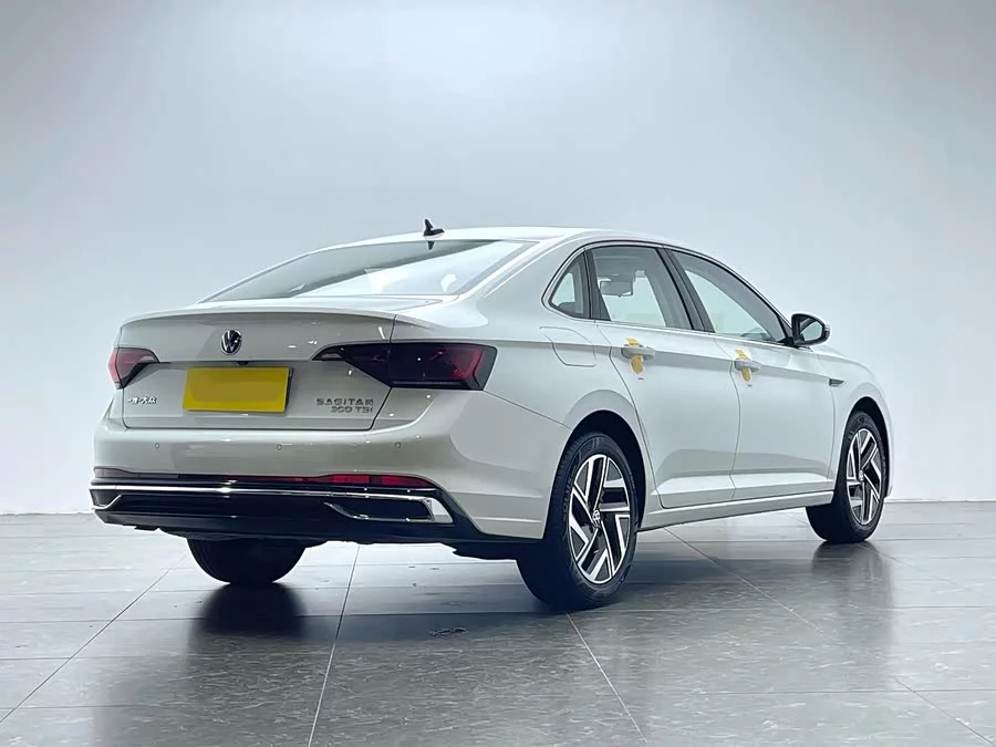Volkswagen Sagitar