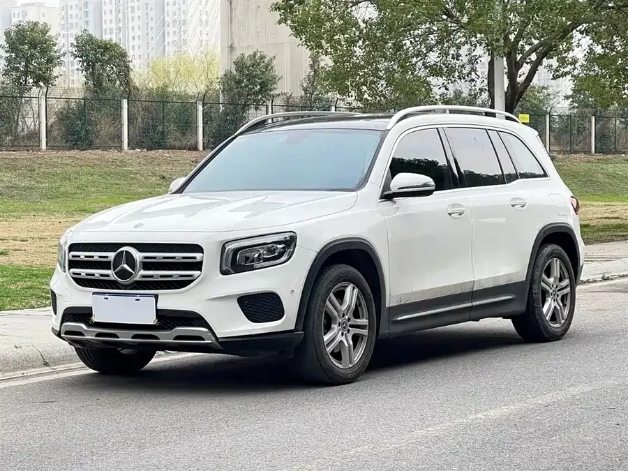 Mercedes Benz GLB