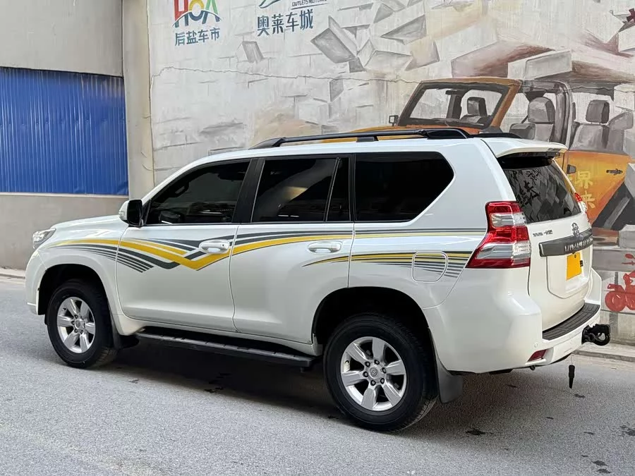 Toyota Prado