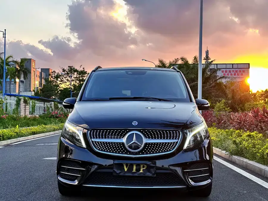 Mercedes Benz Class V