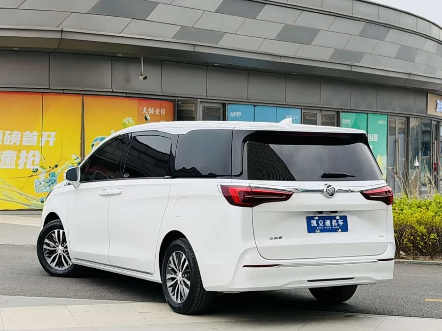Buick GL8