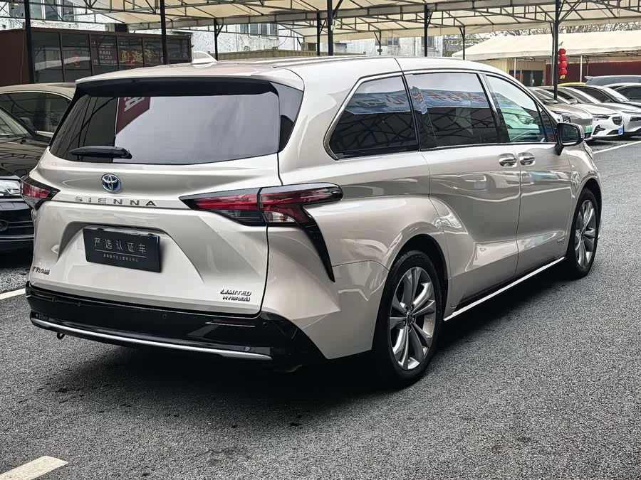 Toyota SIENNA