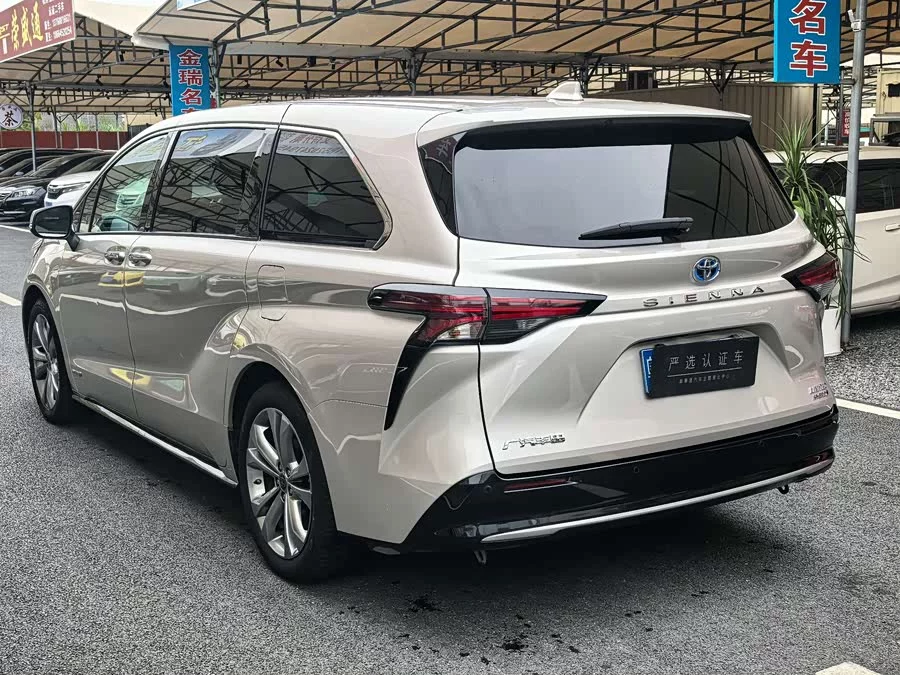 Toyota SIENNA