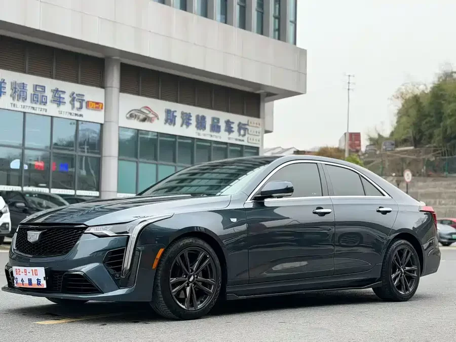 Cadillac CT4