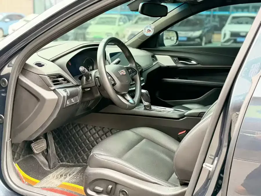 Cadillac CT4