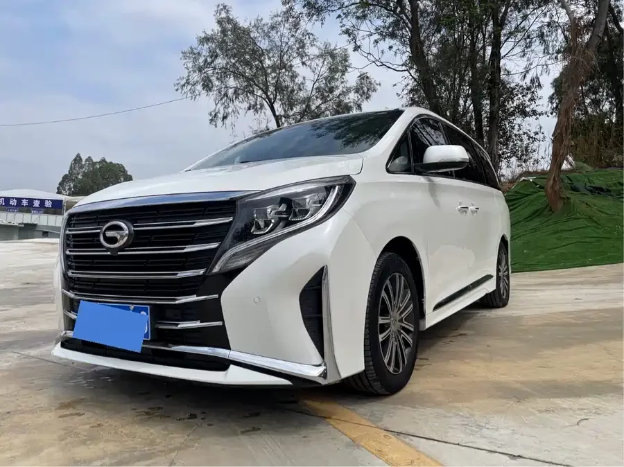 GAC Trumpchi M8