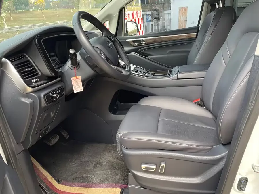 GAC Trumpchi M8