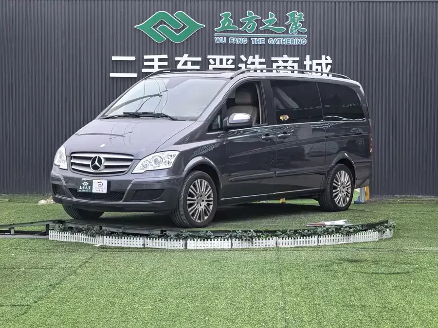 Mercedes Benz Viano