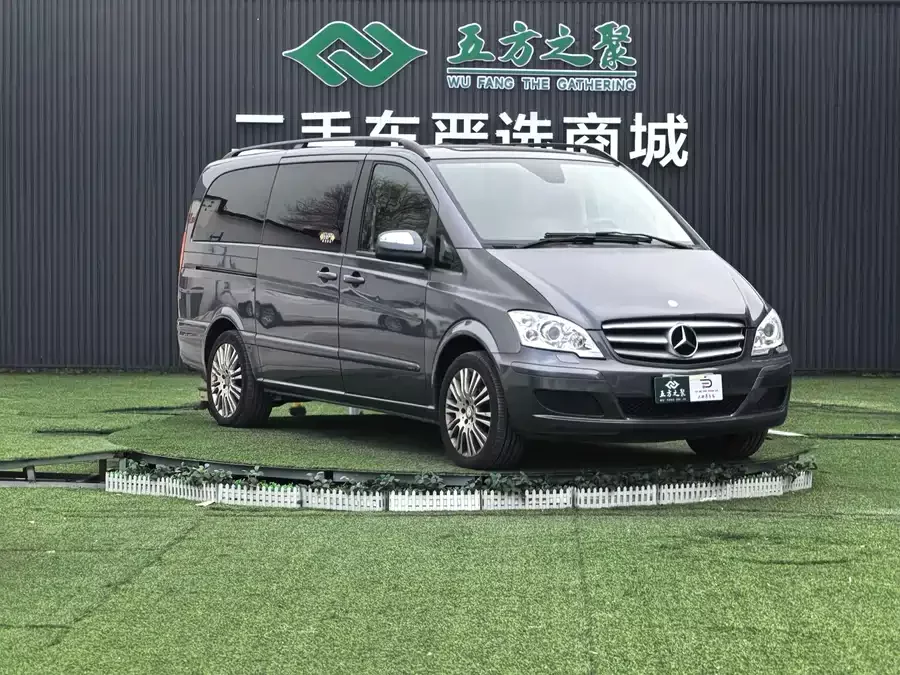 Mercedes Benz Viano
