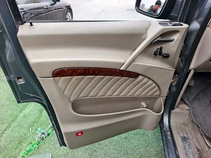 Mercedes Benz Viano
