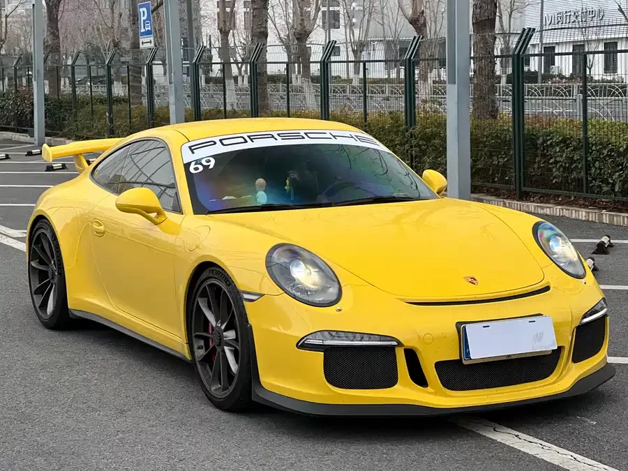 Porsche 911