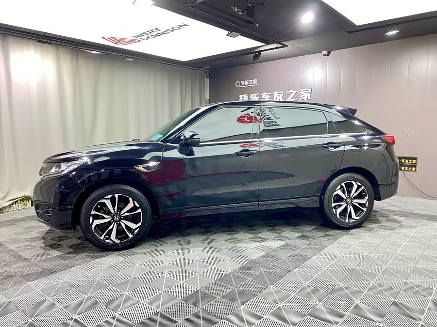 Honda UR-V