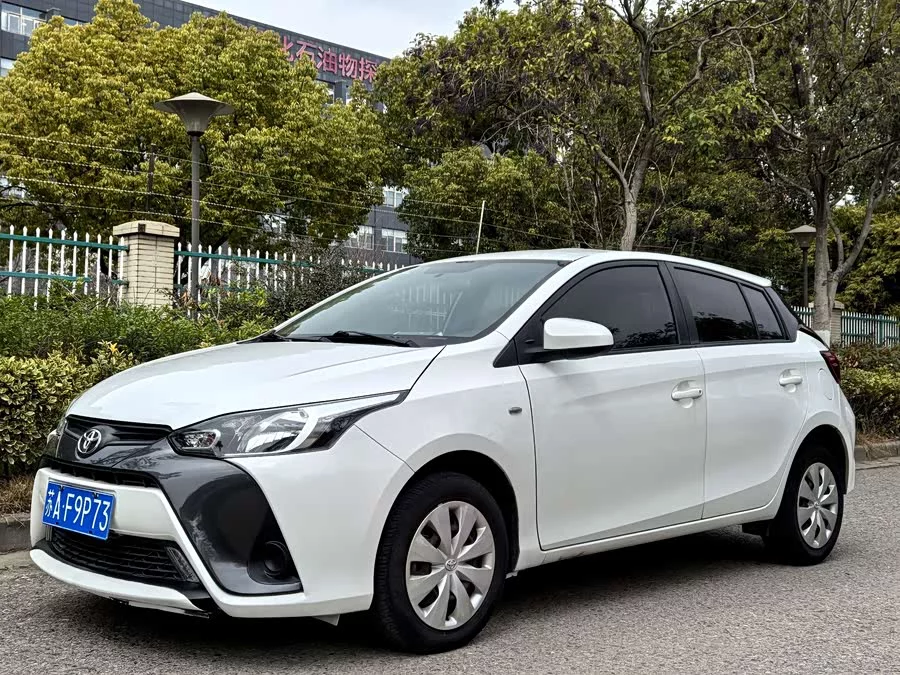 Toyota YARiS L