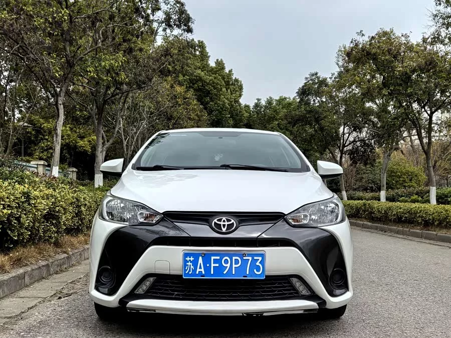 Toyota YARiS L