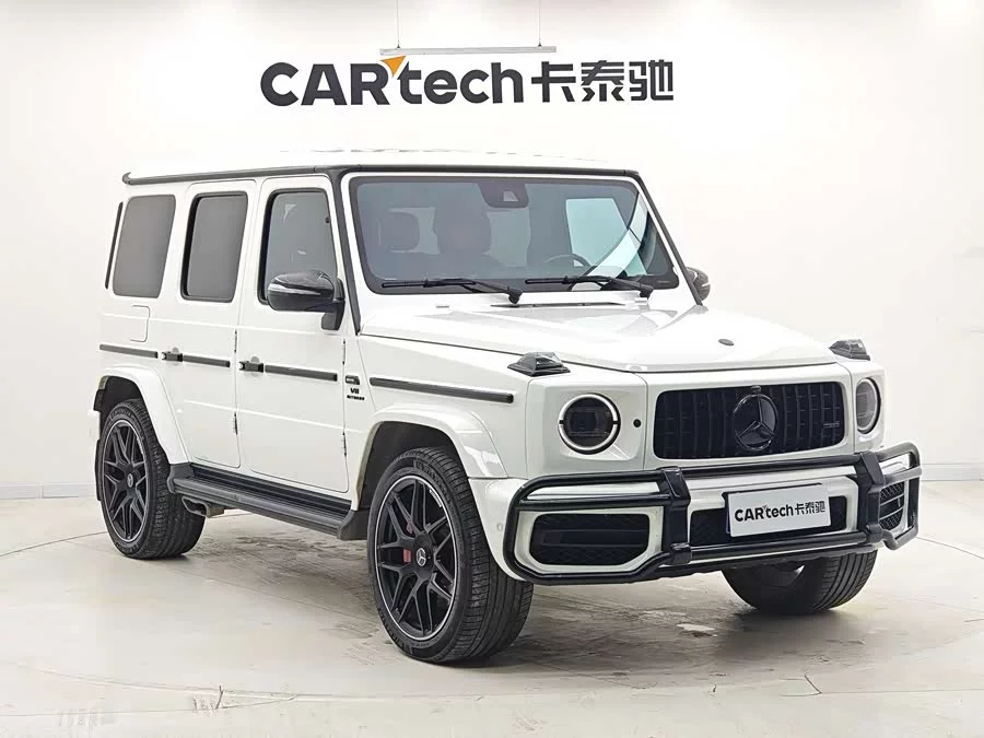 Mercedes Benz G-rated
