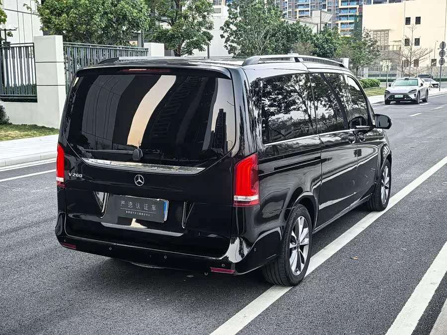 Mercedes Benz Class V