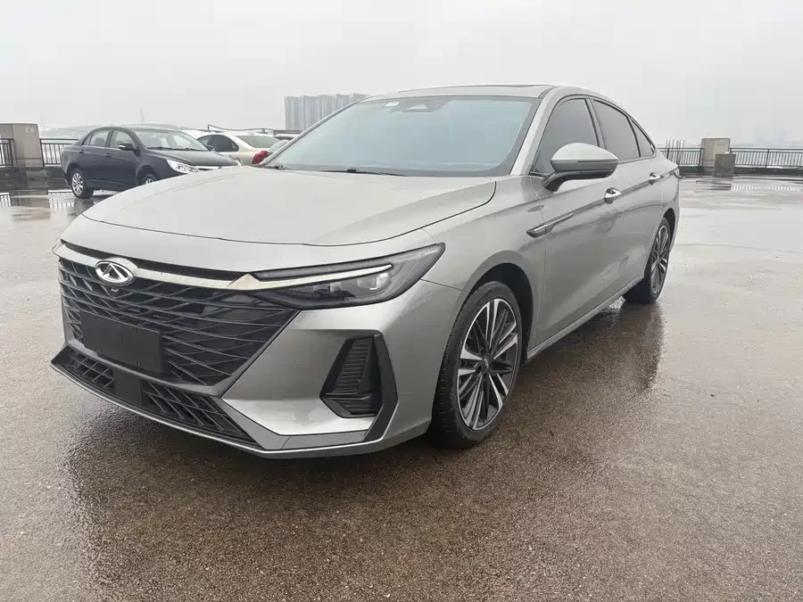 Chery Arrizo 8