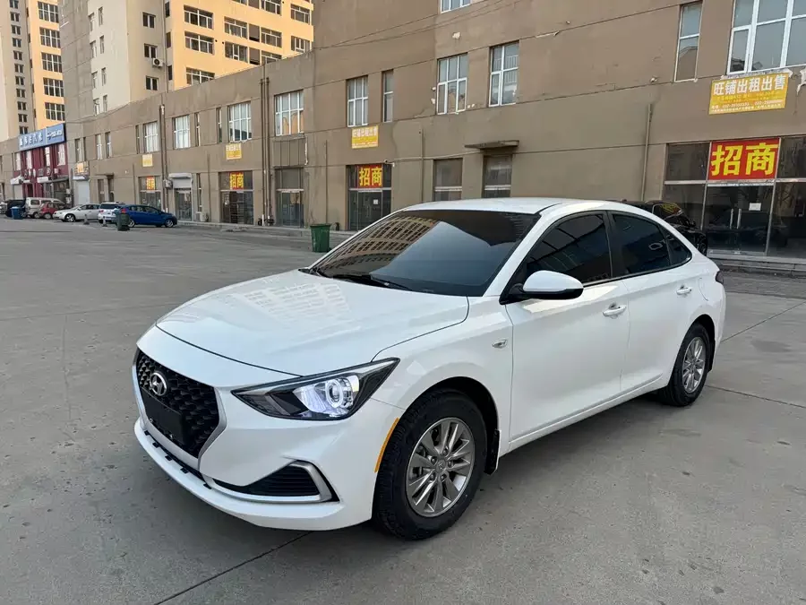 Hyundai Elantra / Celesta