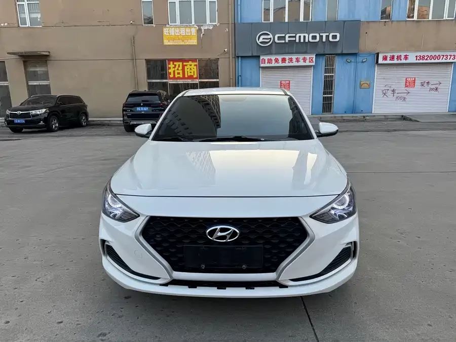 Hyundai Elantra / Celesta