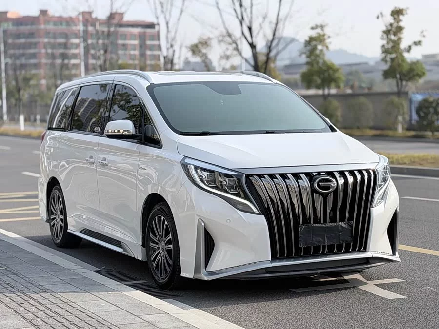 GAC Trumpchi M8