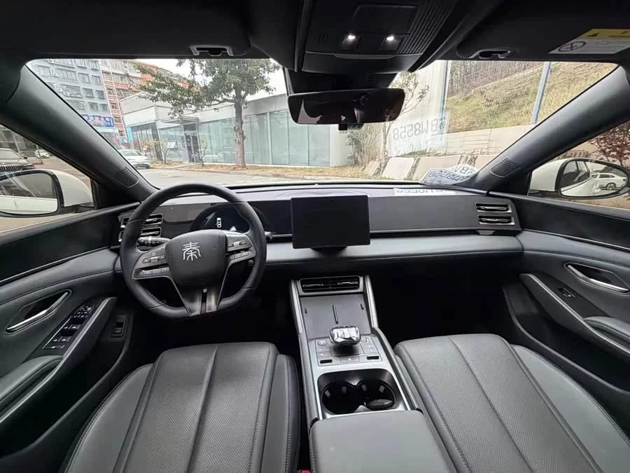 BYD Qin L