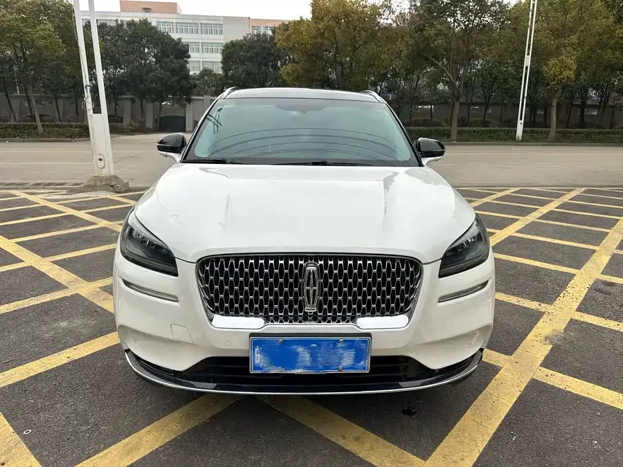 Lincoln Adventurer
