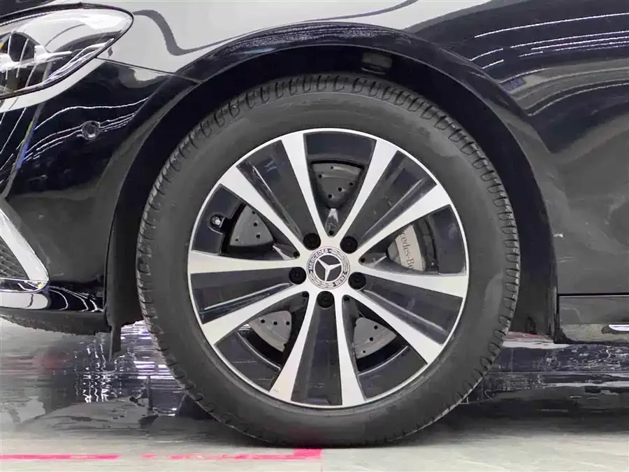 Mercedes Benz E-class new energy