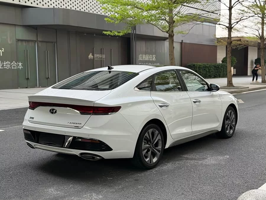 Hyundai Festa