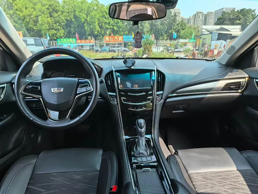 Cadillac ATS-L
