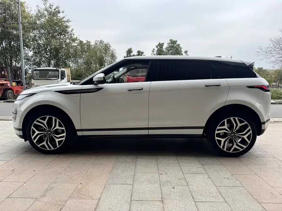 Land Rover Range Rover Aurora