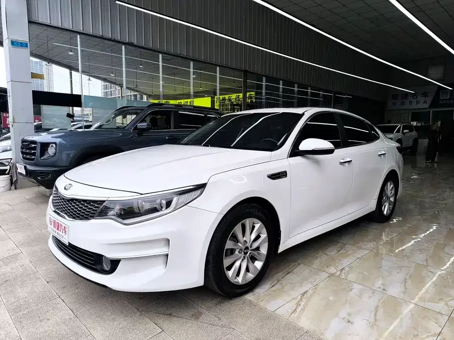 Kia K5