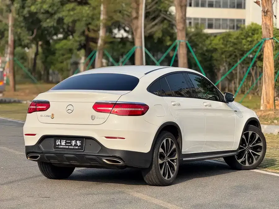 Mercedes Benz GLC coupe