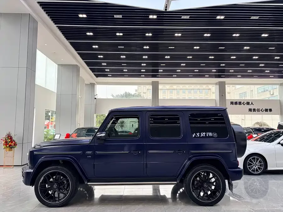 Mercedes Benz G-rated