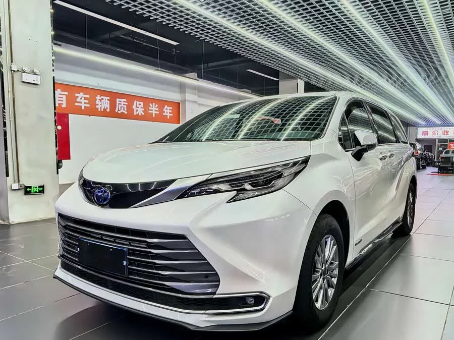 Toyota SIENNA