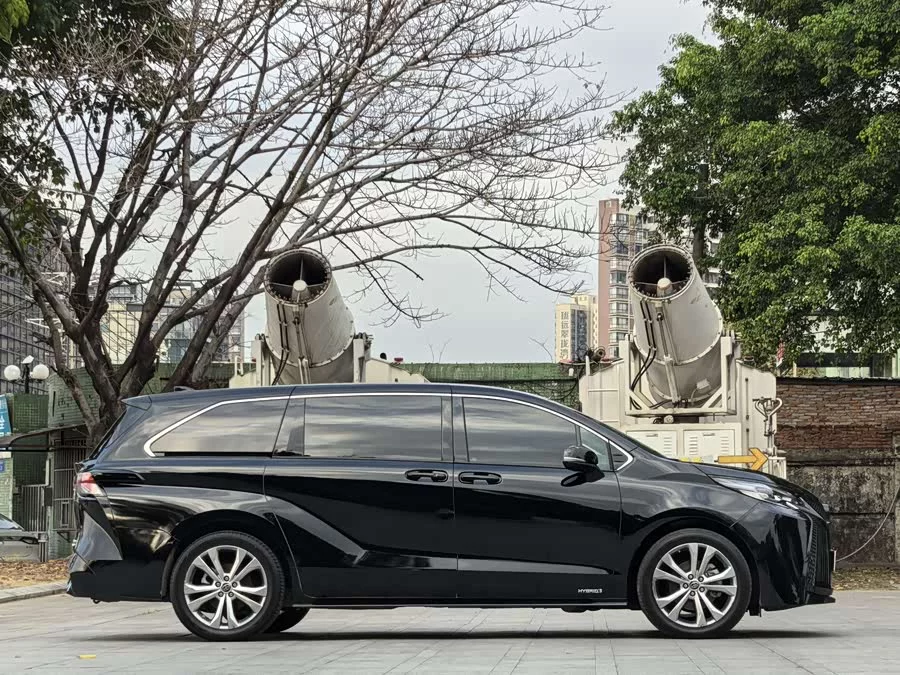 Toyota SIENNA
