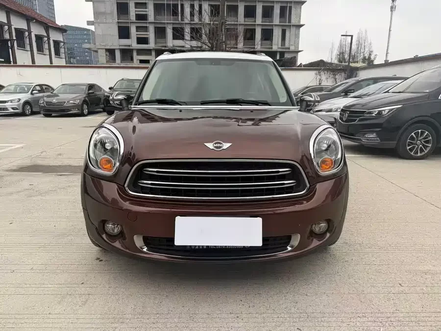 MINI COUNTRYMAN