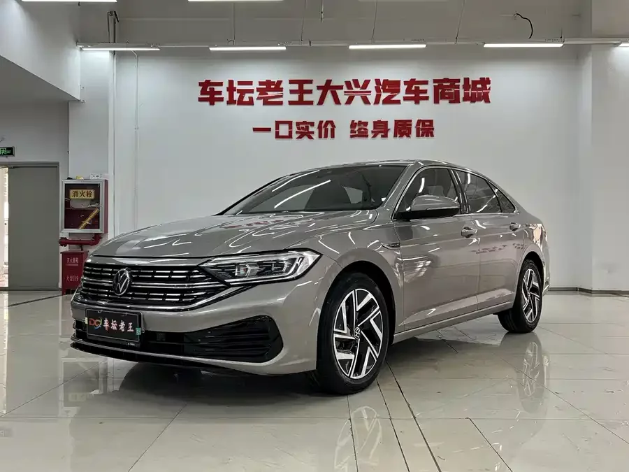 Volkswagen Sagitar