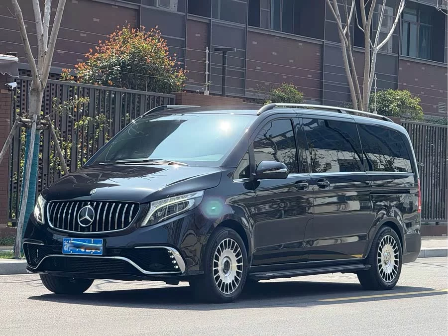 Mercedes Benz Class V