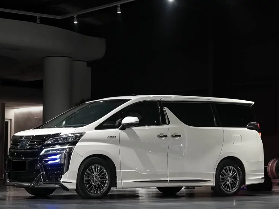 Toyota Crown Vellfire