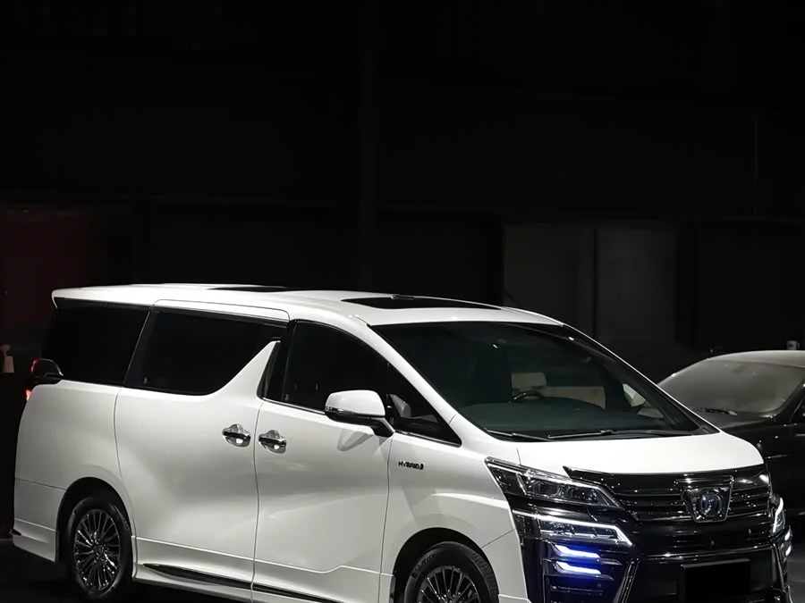 Toyota Crown Vellfire