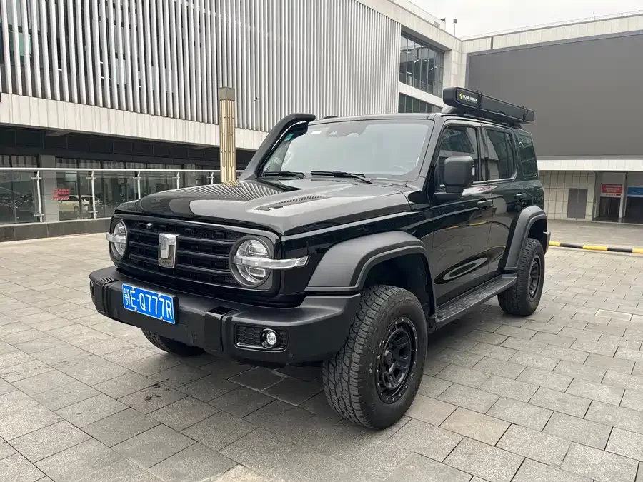 TANK 300