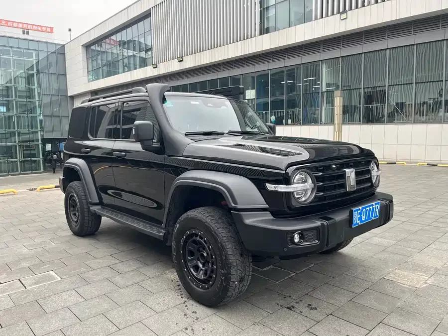 TANK 300