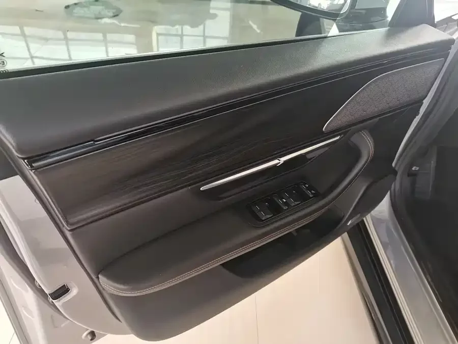 Xpeng P7