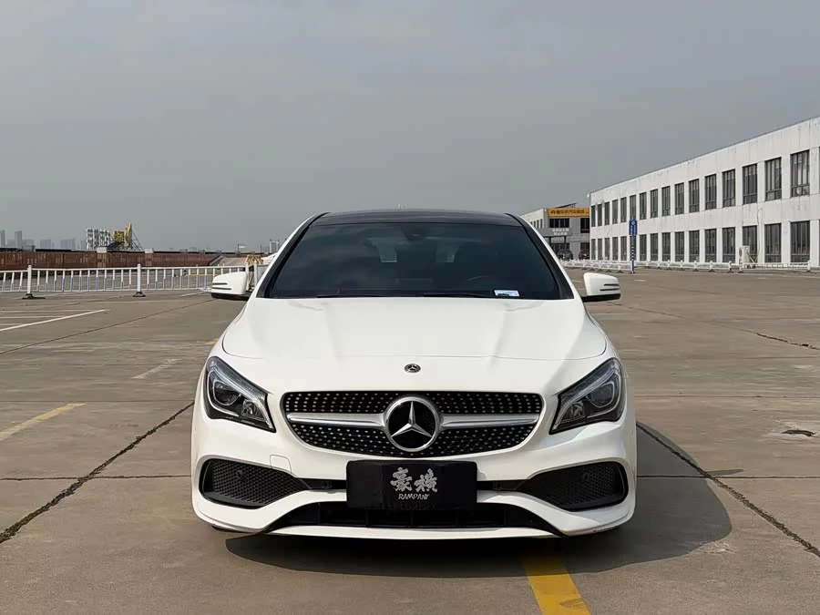 Mercedes-Benz CLA