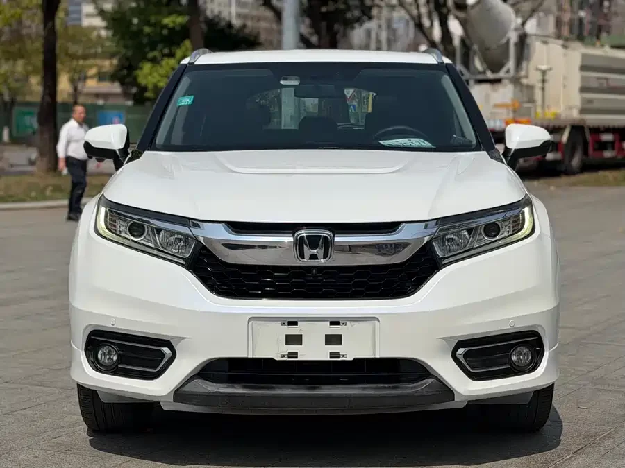 Honda Crown Road