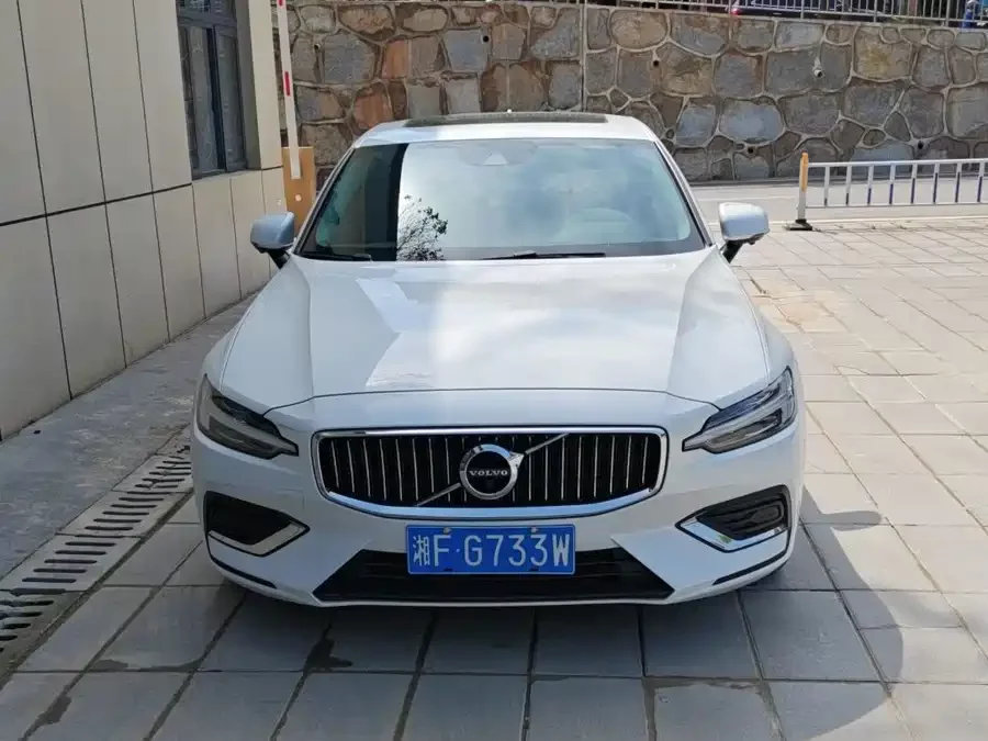 Volvo S60