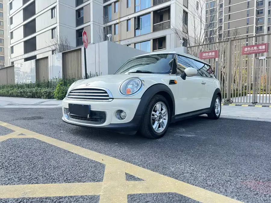 MINI CLUBMAN